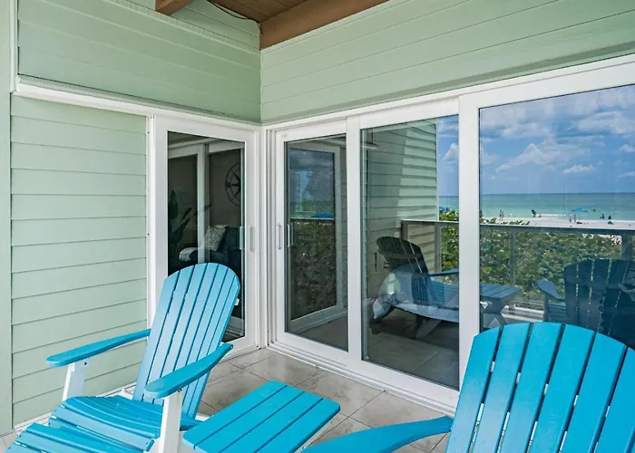2br - Condo, Two Balconies, Minutes To * Clearwater Beach