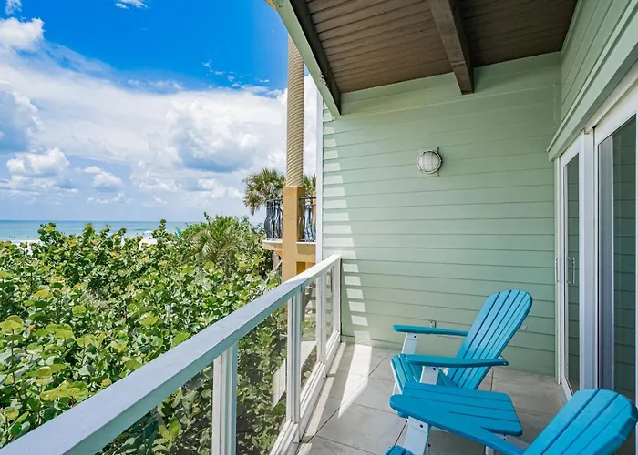2br - Condo, Two Balconies, Minutes To Apartamento *