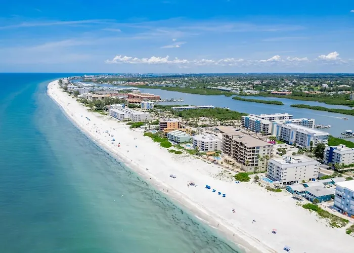 2br - Condo, Two Balconies, Minutes To