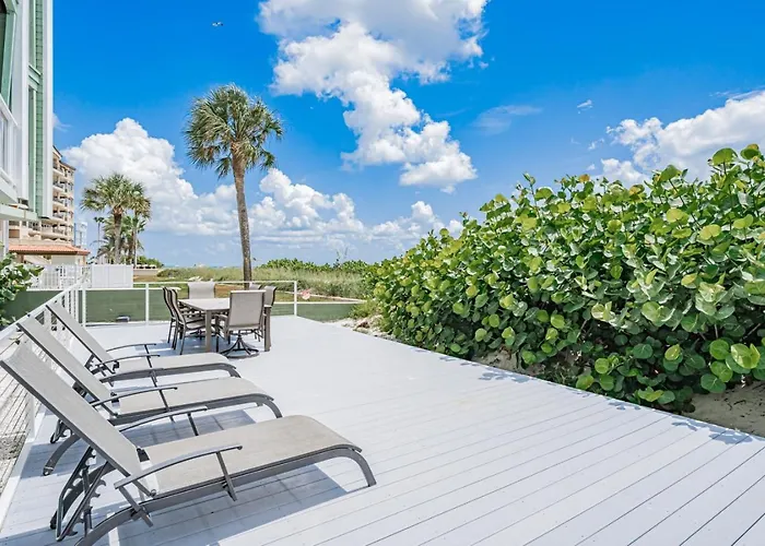 2br - Condo, Two Balconies, Minutes To Clearwater Beach